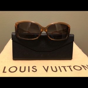 Auth Louis Vuitton Sunglasses